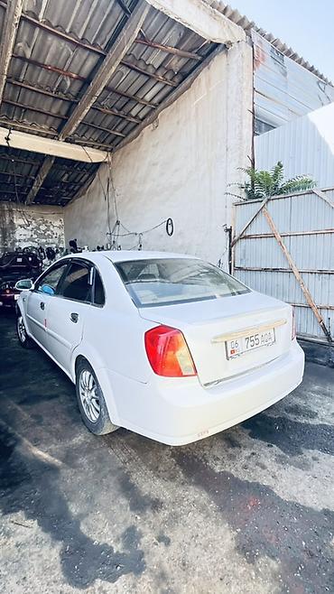 авто товары: Daewoo Lacetti: 2004 г., 1.6 л, Механика, Бензин, Седан — 4