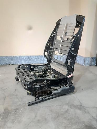 bmw e60 stop: Məhsul: Avtomobil üçün elektrik tənzimlənən ön oturacaq karkası — 1