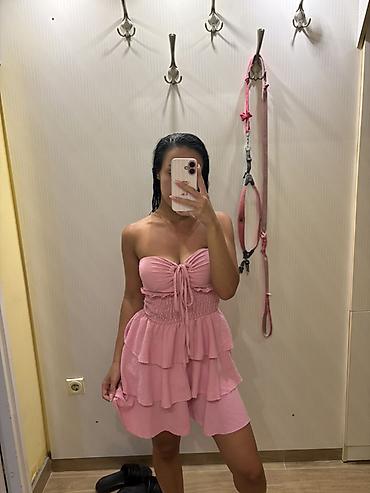 Haljine: Roze mini haljina bez bretela, nošena jednom u odličnom stanju — 3