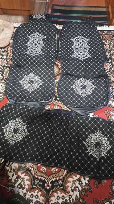 Орундук үчүн чехолдор жана жапкычтар: Чехолдор түсү - Кара, Universal Seat cover