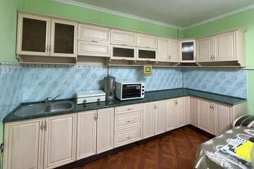Кухонные шкафы: Кухонный шкаф, Б/у, Навесной, С мойкой