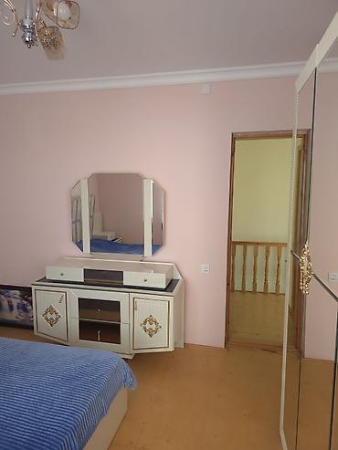 Həyət evləri və villaların satışı: 6 otaqlı, 86 kv. m, Kredit yoxdur, Orta təmir — 22