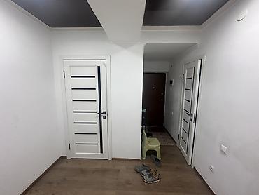 12: 3 комнаты, 80 м², 12 мкр 2 этаж, Свежий ремонт — 1