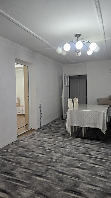 баткенге жардам: 50 м², 3 бөлмө, Аска-Таш ж/м, Үй-бүлөлүүлөргө — 5