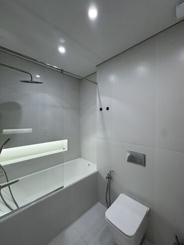 Долгосрочная аренда квартир: 2 комнаты, Риэлтор, Без подселения, С мебелью полностью — 13