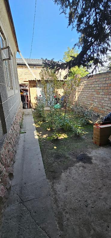 Үйлөрдү сатуу: 4 бөлмө, 120 м², 4 соток, Бишкек, Юнусалиев/Суванбердиев — 9