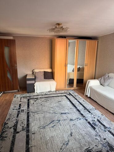 Продажа домов: Полдома, 40 м², 2 комнаты, Собственник — 4