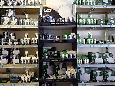 Osvetljenje: LED sijalice i LED Paneli odličan odnos cena/kvalitet Sijalica LED — 11