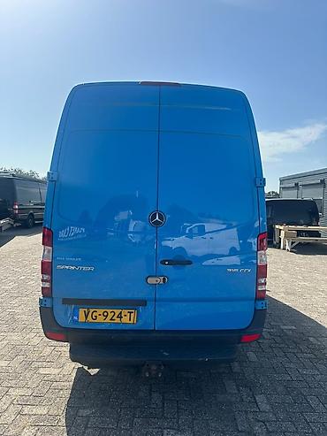 капот sprinter: Mercedes-Benz Sprinter 316 CDI, цельнометаллический фургон (длинная — 6