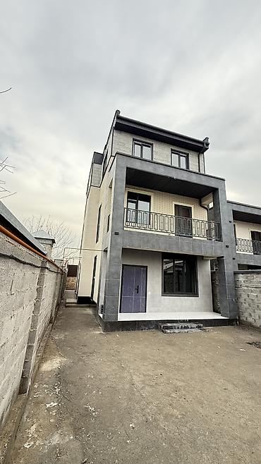 Продажа коттеджей и домов: 6 комнат и более, 206 м², 3 соток, Манас, Собственник — 25
