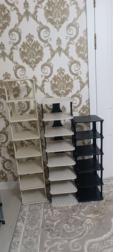 настенные полочки: Бут кийим үчүн текче, Жаңы, Желим, Өзү алып кетүү