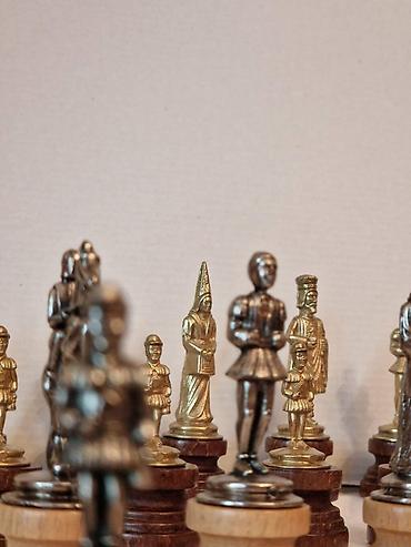 Şahmatlar: Şahmat. Çox gözəl və gözoxşayan antikvar İtaliya istehsallı şahmat — 2