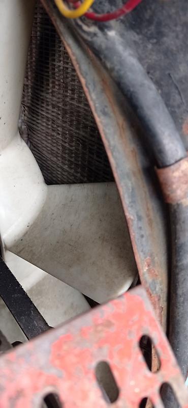 Traktorlar: Satılır traktor zavodu ili 1990 — 17