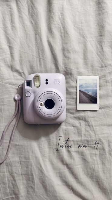 Фотоаппараты: Instax mini 12 (в нежном фиолетовом цвете)