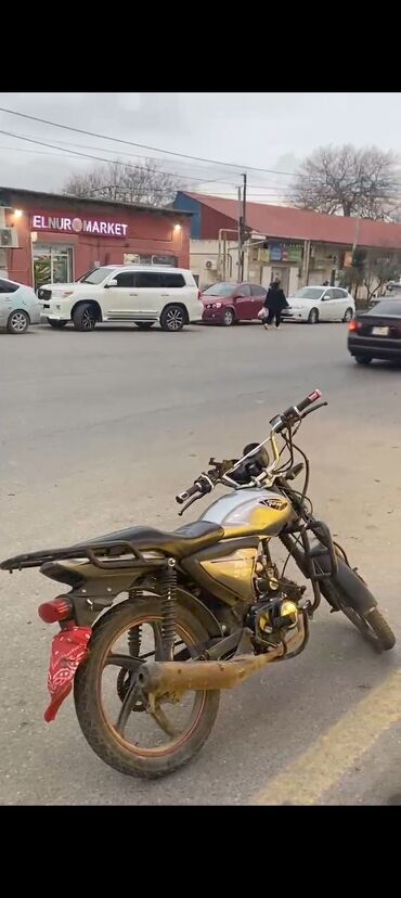 Motosikletlər: Salam moto satılır mator karopka superdi atmagı sesi zadı yoxdu