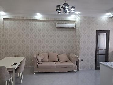 Uzunmüddətli kirayə mənzillər: 2 otaqll - Giriş qapısı: möhkəm metal, gözlük və döymə ilə — 4