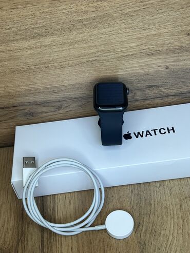 apple watch ultra: Срочно продаю Apple Watch SE Все работает отлично, без нареканий !