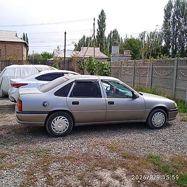Opel Vectra: 1995 г., 1.8 л, Кол менен иштөөчү, Бензин, Лифтбек — 6