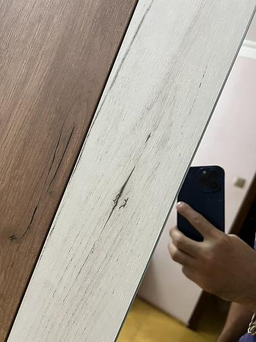taxta stular: Dörd qapılı paltar şkafı – güzgülü, ağac teksturalı. 2 aydi alinib tep — 5