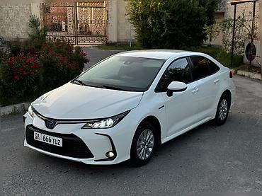 tayota progres: Toyota Corolla: 2021 г., 1.8 л, Вариатор, Гибрид, Седан — 1