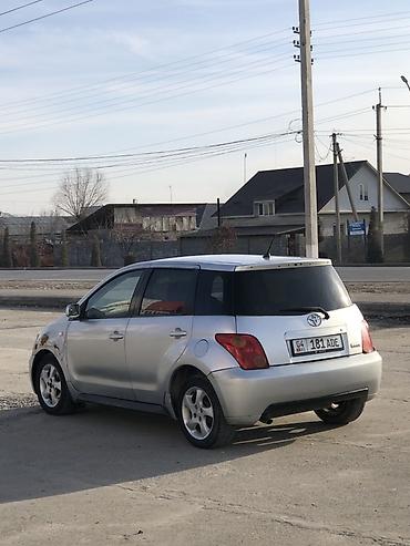 Toyota ist: 2003 г., 1.5 л, Автомат, Бензин, Хетчбек — 5