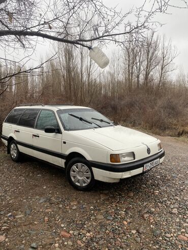 хорошо состояние: Volkswagen Passat Variant: 1990 г., Механика, Бензин