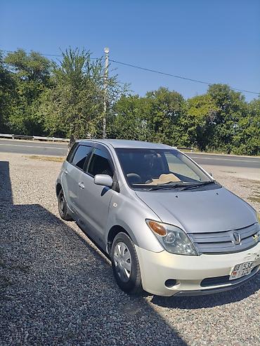 тандем скания: Toyota Ist: 2002 г., 1.5 л, Автомат, Бензин, Хэтчбэк — 1