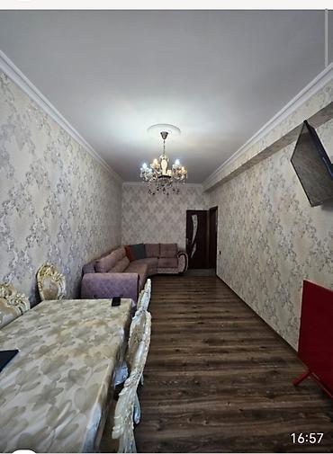 main mtk satilan evler: Mebel və texnika ilə tam təchiz olunmuş 1 otaqlı mənzil interyeri - — 1