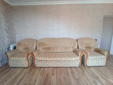 Divan və kreslo dəstləri: Klassik divan, Divan — 6