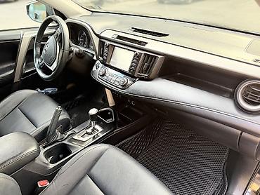 Toyota: Toyota RAV4: 2017 г., 2.5 л, Автомат, Бензин, Внедорожник — 6