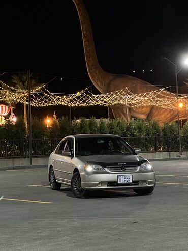 самая дорогая машина в кыргызстане: Honda Civic: 2002 г., 1.7 л, Механика, Бензин, Седан