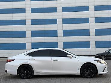дт 25: Lexus ES: 2021 г., 2.5 л, Вариатор, Гибрид, Седан — 8