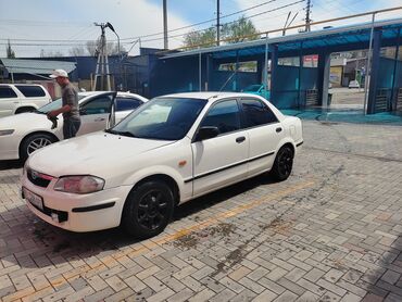 mazda demio куплю: Mazda 323: 1998 г., 1.5 л, Механика, Бензин, Седан