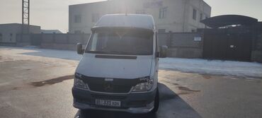 Mercedes-Benz: Mercedes-Benz Sprinter: 2002 г., 2.9 л, Механика, Дизель, Бус