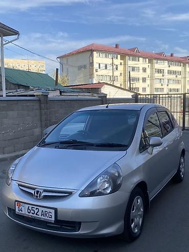 fit 2: Honda Fit: 2003 г., 1.3 л, Вариатор, Бензин, Хэтчбэк — 2