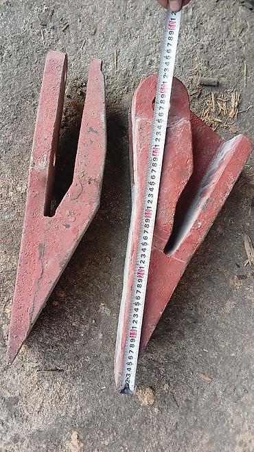 Запчасти для строительных машин: Коронка/зуб ковша экскаватора (напрессной/под штифт), комплект из 2 — 2