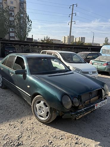холодильник авто: Mercedes-Benz E-Class: 1995 г., 3.2 л, Автомат, Седан — 10