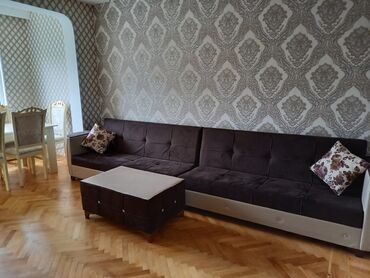 Qazanlar: 📍 Əcəmi metrosuna 2-3 dəqiqəlik piyada məsafədə 🏢 Köhnə tikili — 5
