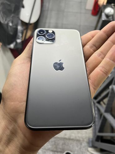 Apple iPhone: IPhone 11 Pro, 64 GB, Deep Purple, Simsiz şarj, Face ID