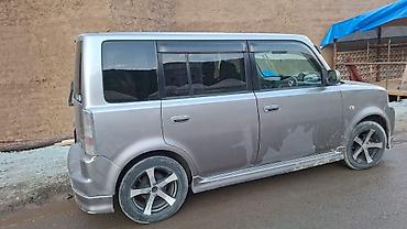 avs model 5: Toyota bB: 2005 г., 1.5 л, Автомат, Бензин, Хэтчбэк — 3