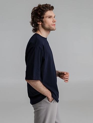 Футболки: Футболка оверсайз крой. Ткань: 95% - хлопок. 5% - лайкра. Цвет — 4