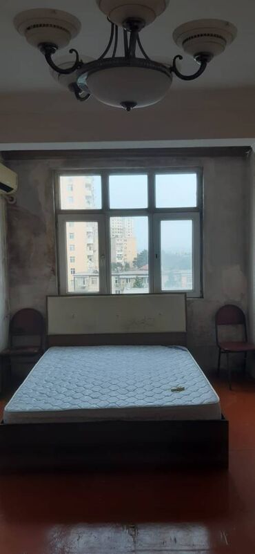 Uzunmüddətli kirayə mənzillər: Əcəmi metrosunun yanında, orta təmirli iki otaq, razdel, 5 mərtəbənin — 2