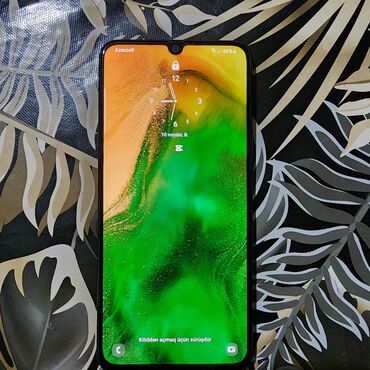 Samsung: Samsung Galaxy A70, 128 GB, Barmaq izi