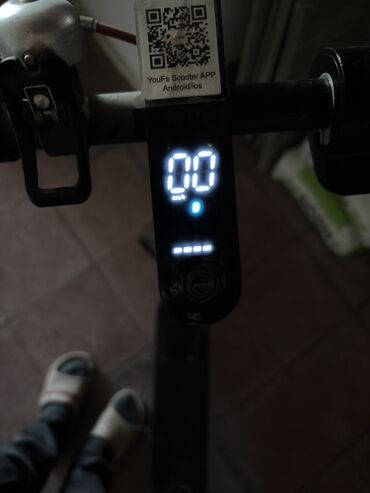Elektrikli samokatlar: İşlənmiş Elektrik samokat 10", 251 - 350 Vt, 26 - 35 km/s, Ünvandan götürmə — 5