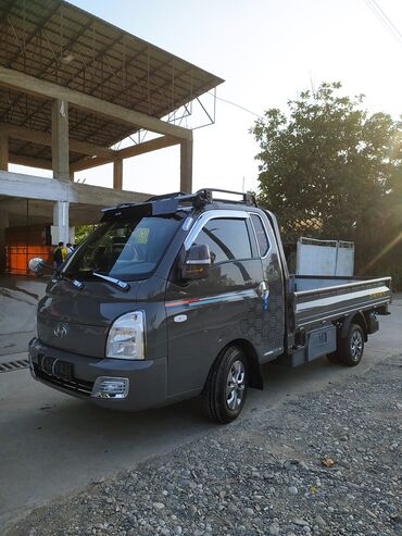 спец машина: Hyundai Porter: 2020 г., 2.5 л, Автомат, Дизель, Van