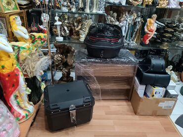 Moto dəbilqələr: Moto Kaskalar 35azn Ag Qzra Boz Moto Baqaj ag 35azn,Qara parlaq 45azn — 26