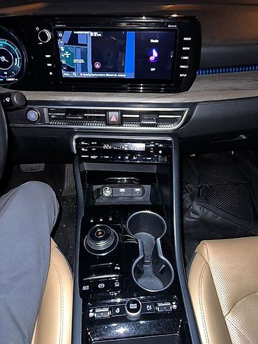 k5 kia: Kia K5 – müasir sedan Xarici: - Gümüş rəngli kuzov, idman üslubunda — 3