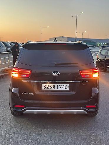 Kia: Kia Carnival: 2017 г., 2.2 л, Автомат, Дизель, Минивэн — 6
