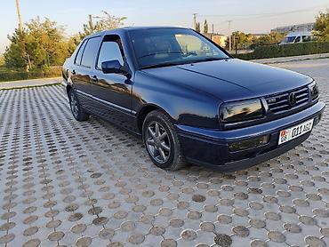 Volkswagen: Volkswagen Vento: 1999 г., 2 л, Механика, Бензин, Седан — 2