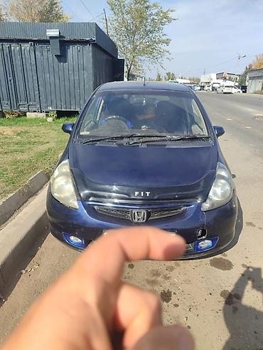 fit 2: Honda Fit: 2002 г., 1.3 л, Вариатор, Бензин, Хэтчбэк — 2